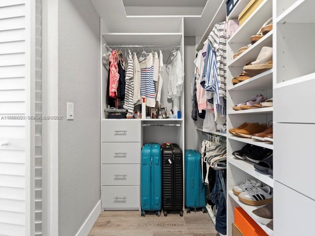 8781 NW 98th Ct 8781, Doral, FL 33178