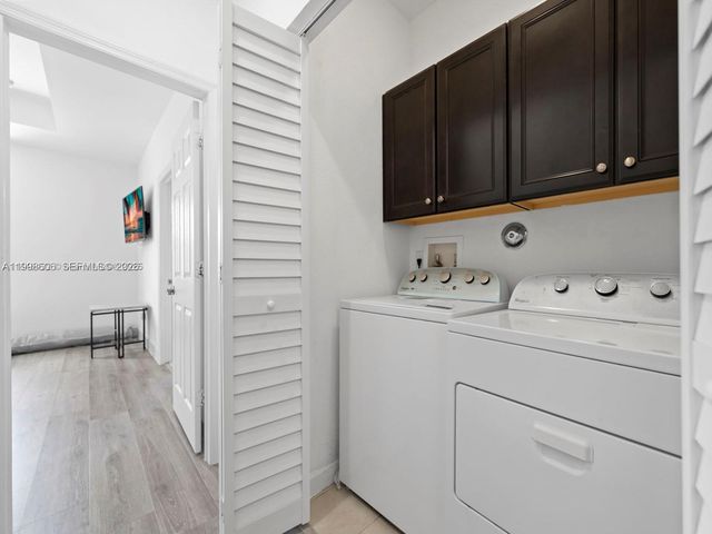 8781 NW 98th Ct 8781, Doral, FL 33178