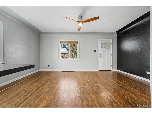 1660 Yarrow St, Lakewood, CO 80214