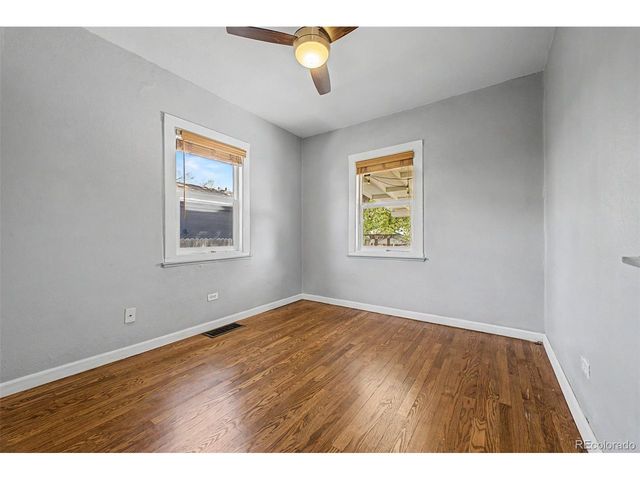 1660 Yarrow St, Lakewood, CO 80214