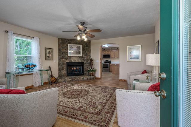 81 Trinity Drive, Murphy, NC 28906