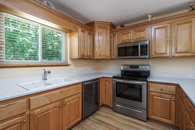 81 Trinity Drive, Murphy, NC 28906
