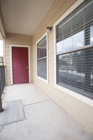 2320 Gracy Farms LN 821, Austin, TX 78758