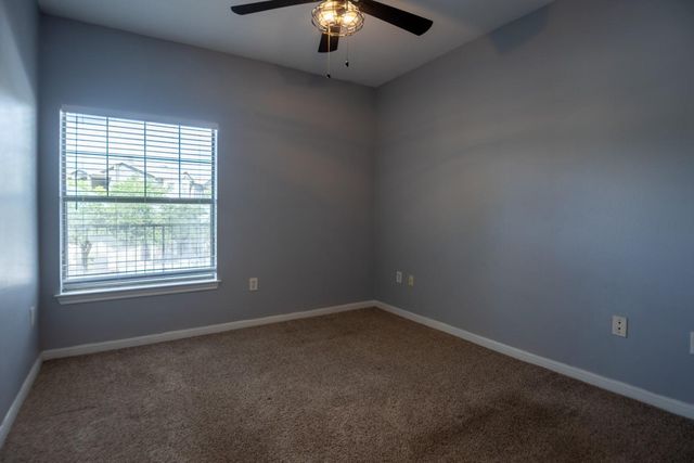 2320 Gracy Farms LN 821, Austin, TX 78758
