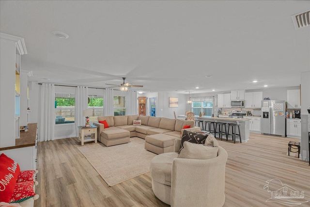 9776 Millee Loop, Pensacola, FL 32526