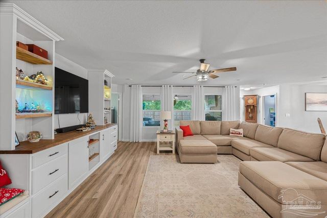 9776 Millee Loop, Pensacola, FL 32526