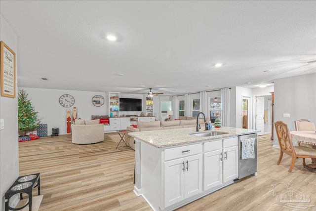 9776 Millee Loop, Pensacola, FL 32526