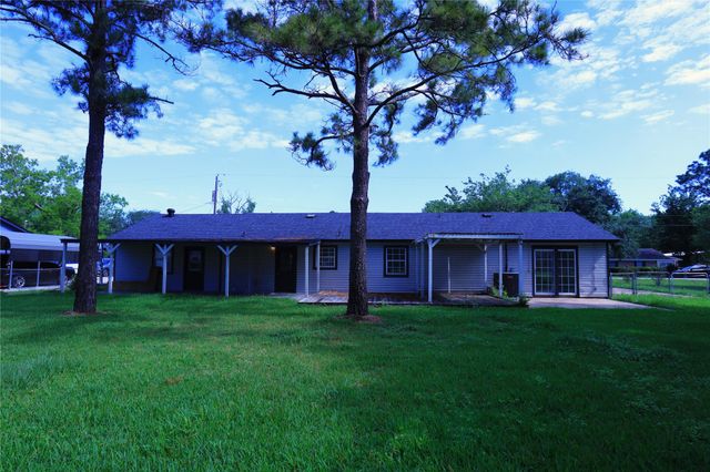 1117 County Road 515, Brazoria, TX 77422