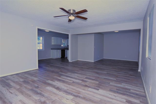 1117 County Road 515, Brazoria, TX 77422