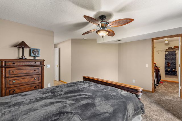 3421 Meadow Court, Bettendorf, IA 52722