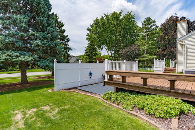 3421 Meadow Court, Bettendorf, IA 52722