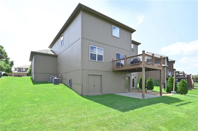 17380 NW 130th Terrace, Platte City, MO 64079
