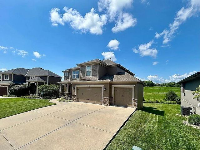 17380 NW 130th Terrace, Platte City, MO 64079