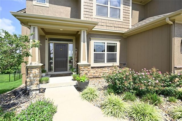 17380 NW 130th Terrace, Platte City, MO 64079