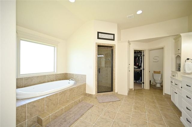 17380 NW 130th Terrace, Platte City, MO 64079
