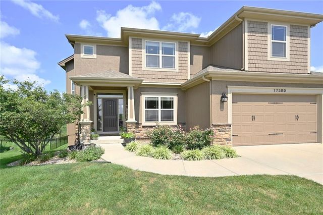17380 NW 130th Terrace, Platte City, MO 64079