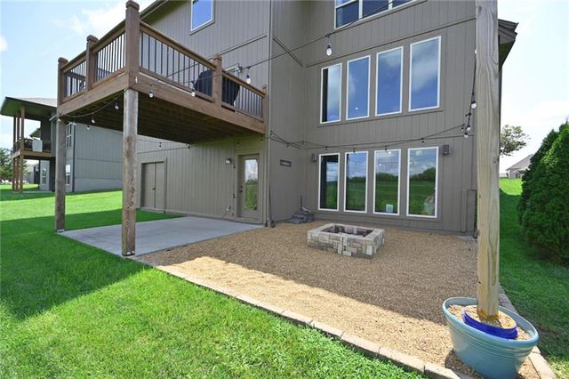 17380 NW 130th Terrace, Platte City, MO 64079