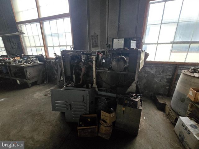 404 MONROEVILLE RD, Monroeville, NJ 08343