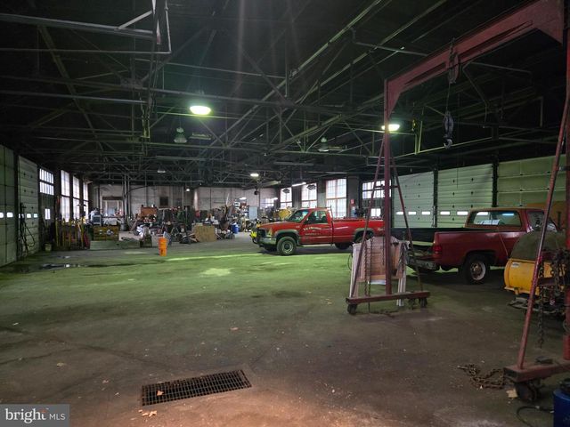 404 MONROEVILLE RD, Monroeville, NJ 08343