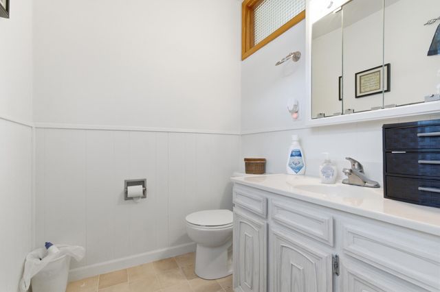 225 Dogwood Drive, Chesterton, IN 46304