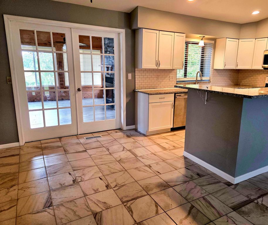 5763 Verde Valley Road NW, Nowthen, MN 55303 — exterior