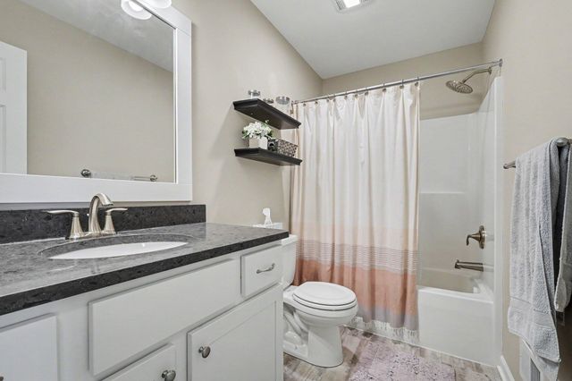 348 Park Place Drive Ne, Rockford City, MI 49341