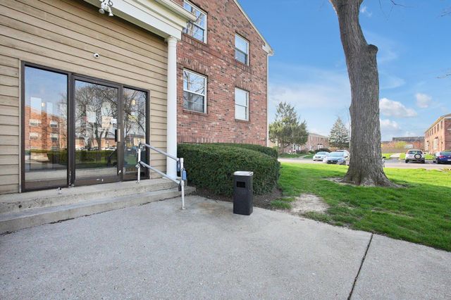 4696 Tarryton Court S, 7-3F, Columbus, OH 43228