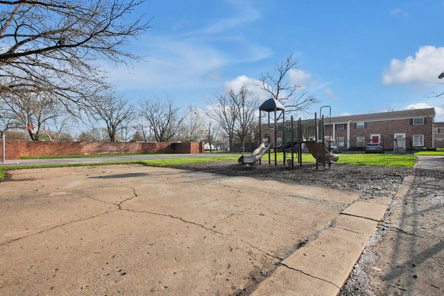 4696 Tarryton Court S, 7-3F, Columbus, OH 43228