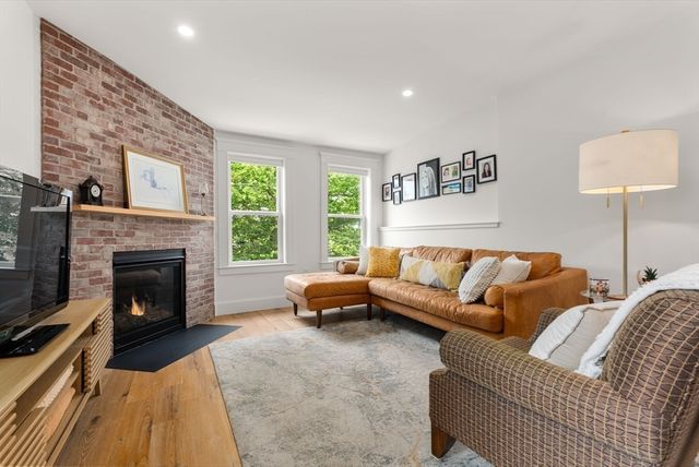 41-43 Elliot St 2, Norwood, MA 02062