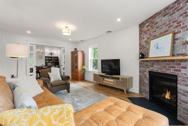 41-43 Elliot St 2, Norwood, MA 02062