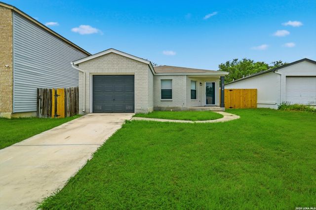 3718 CANDLEBLUFF DR, San Antonio, TX 78244