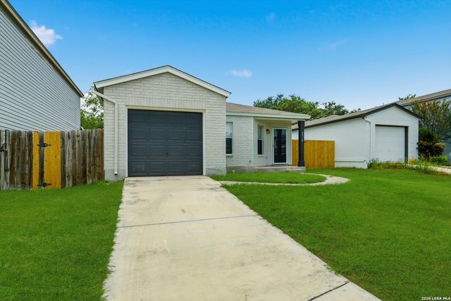 3718 CANDLEBLUFF DR, San Antonio, TX 78244