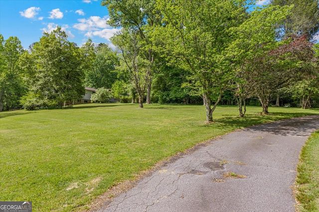 134 Old Gumlog Road, Blairsville, GA 30512