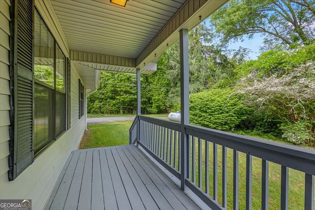134 Old Gumlog Road, Blairsville, GA 30512