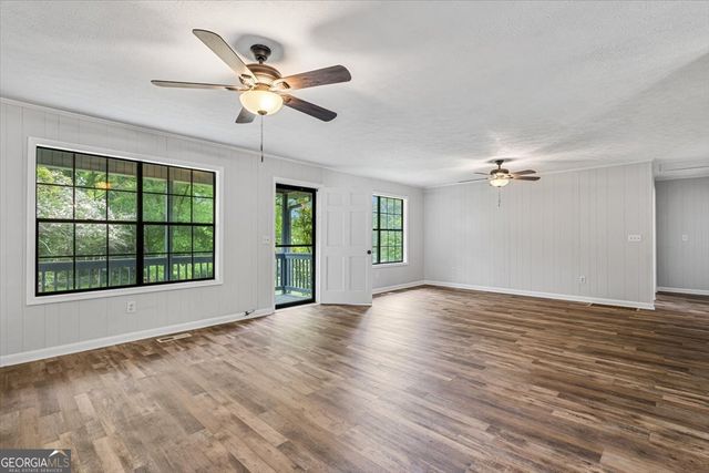 134 Old Gumlog Road, Blairsville, GA 30512