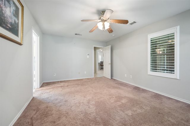 109 Castlewood Road, Enchanted Oaks, TX 75156