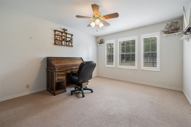 109 Castlewood Road, Enchanted Oaks, TX 75156