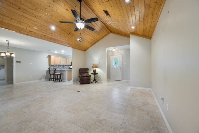 109 Castlewood Road, Enchanted Oaks, TX 75156