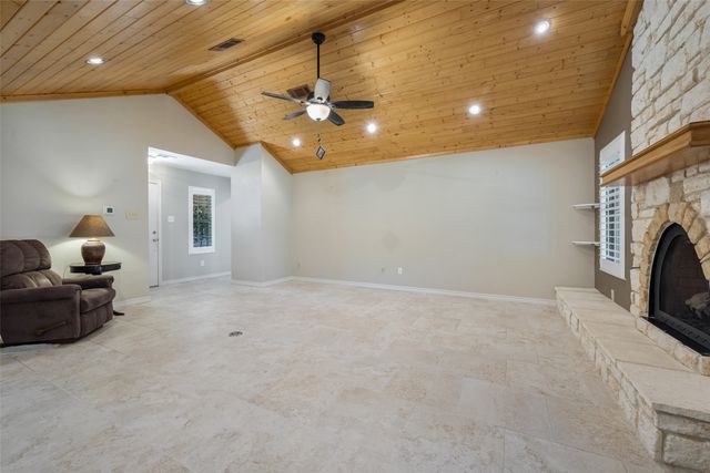 109 Castlewood Road, Enchanted Oaks, TX 75156
