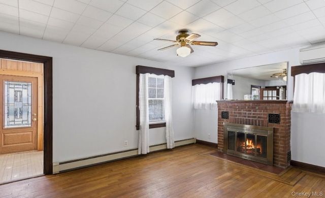 126 Grant Street, Centerport, NY 11721