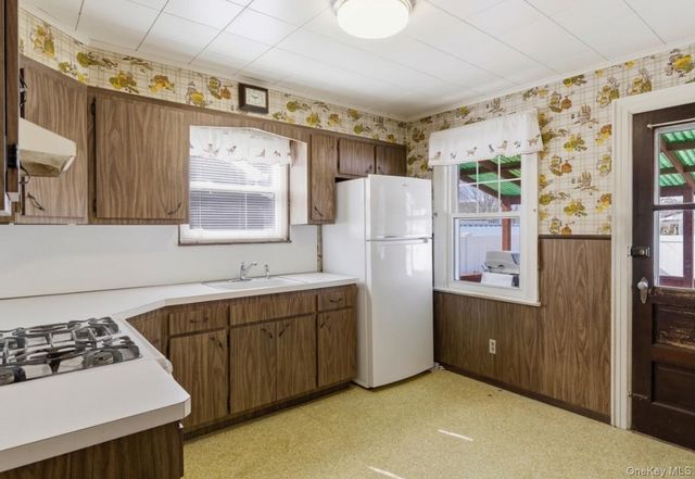 126 Grant Street, Centerport, NY 11721