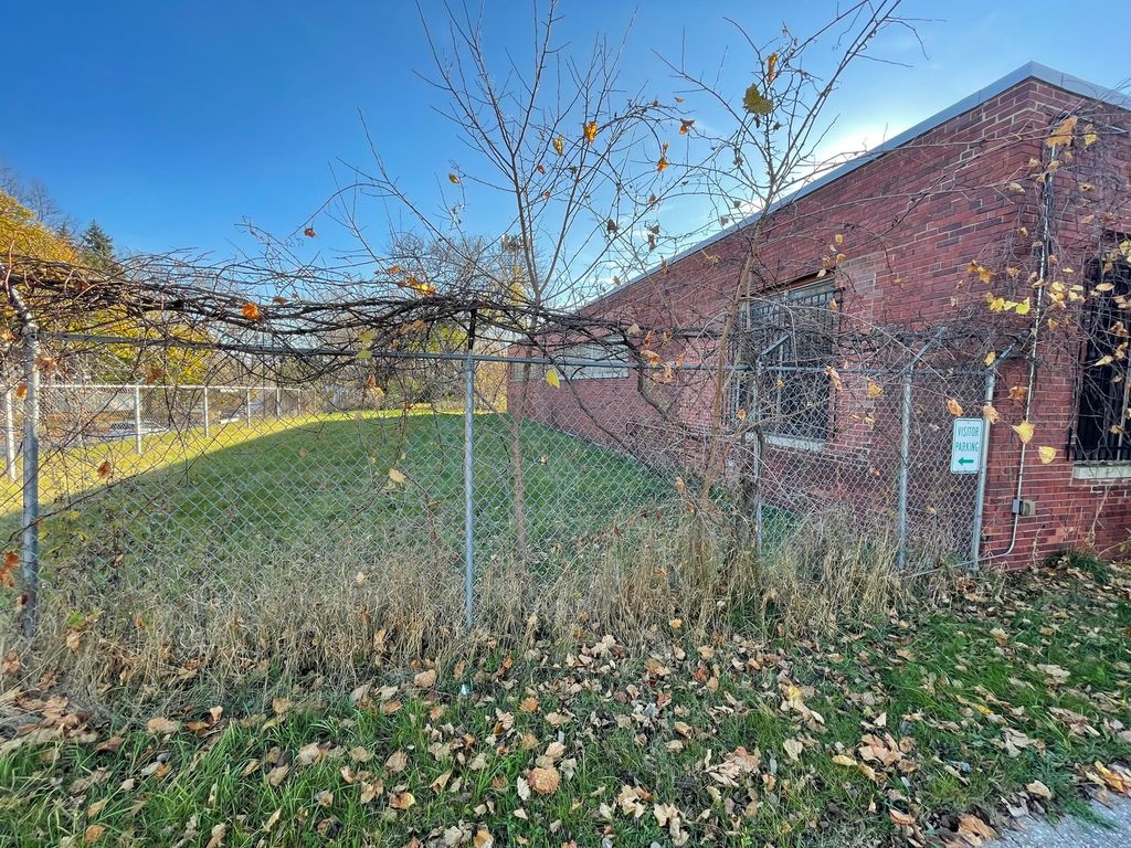 9336 S Jeffery Avenue, Chicago, IL 60617 — photo 3
