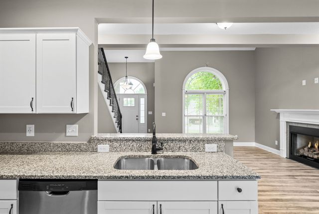 1861 Red Fox Trl, Clarksville, TN 37042