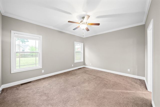 1861 Red Fox Trl, Clarksville, TN 37042