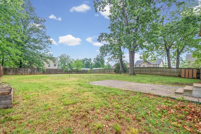 1861 Red Fox Trl, Clarksville, TN 37042