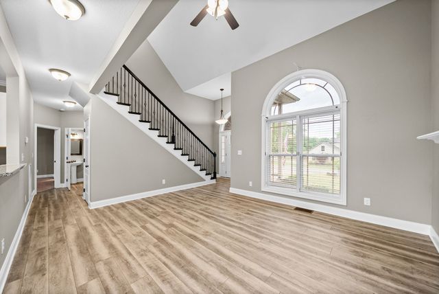 1861 Red Fox Trl, Clarksville, TN 37042