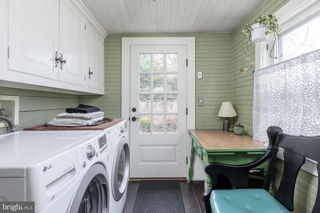 37 N MAIN ST, Mullica Hill, NJ 08062