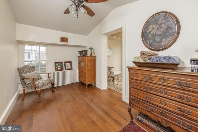 37 N MAIN ST, Mullica Hill, NJ 08062