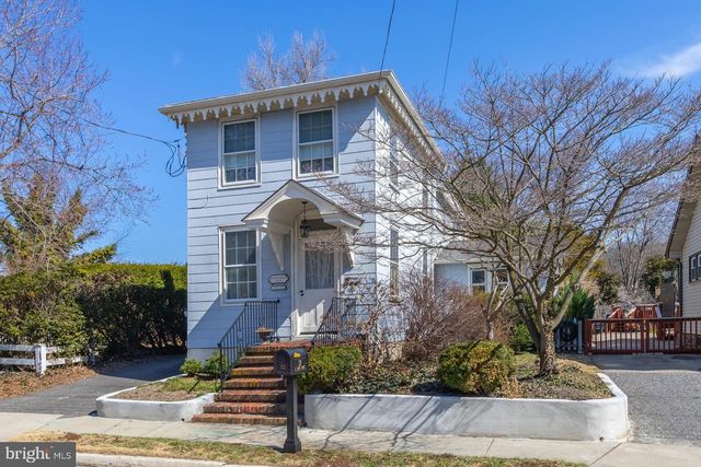 37 N MAIN ST, Mullica Hill, NJ 08062