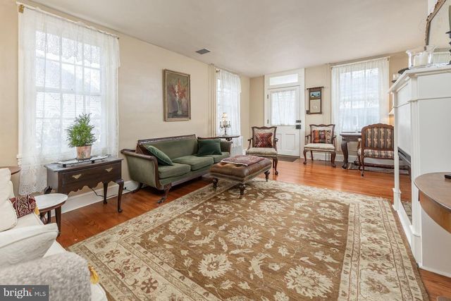 37 N MAIN ST, Mullica Hill, NJ 08062